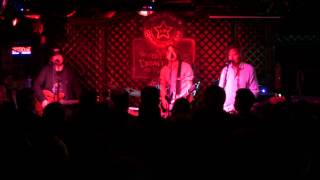 drivin' n' cryin' - "REM" 2013-04-17