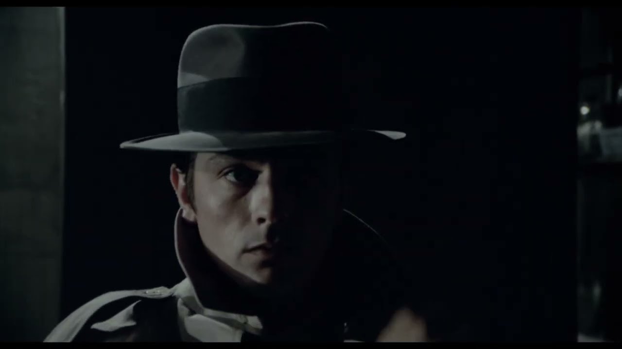 アラン・ドロン主演の不朽の名作「サムライ」本編冒頭映像