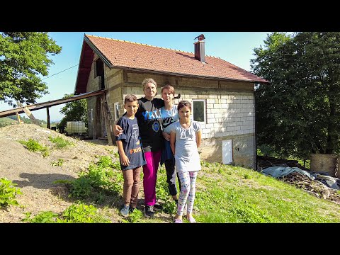 Sanela i djeca uselili u novu kuću!