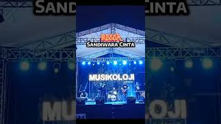 Download lagu Ressa live perform, sandiwara cinta (Nike Ardilla) mp3