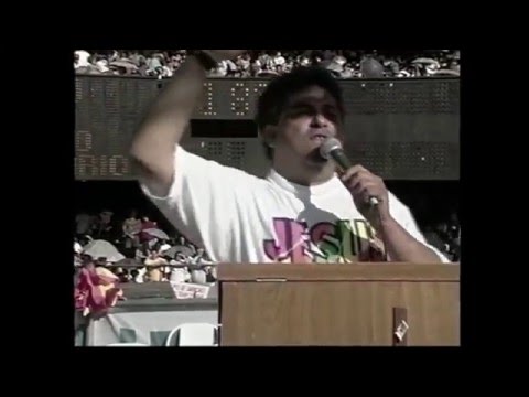 Padre Leo Eterno - pregação no Cenáculo em 1993