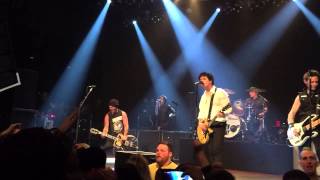 Full Song Tim Armstrong and Green Day Playing Knowledge and Radio at The House of Blues Cleveland O