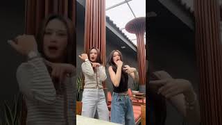 Download lagu So Pirang #liriklagu #viral #fyp #velocity #trending #cover #laguviral #shorts #music # #lyrics mp3