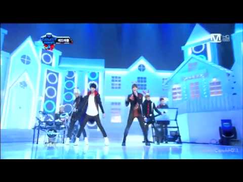 LED Apple Jingle bell + Someone met by chance @  M Countdown
