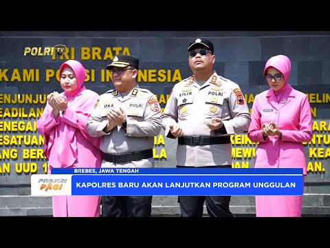 TRADISI PEDANG PORA IRINGI PISAH SAMBUT KAPOLRES BREBES