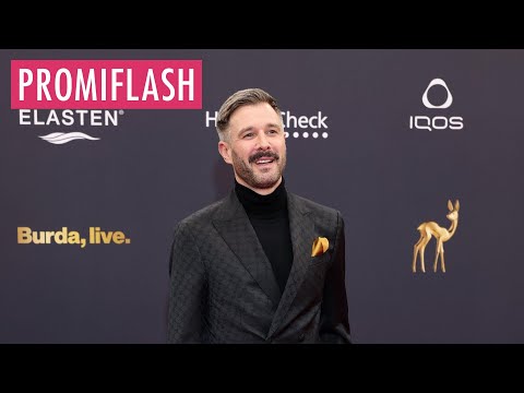 Jochen Schropp nimmt per Medium Kontakt zu seinem Vater auf
