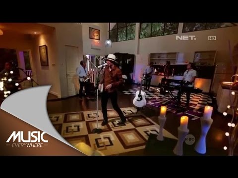 Anji - Resah Tanpamu (Live at Music Everywhere) *