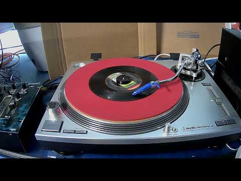 When Julie Comes Around ~ The Cuff Links ~ 1969 ~ Scratchy~