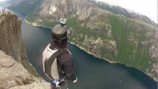 preview picture of video 'Mory 1st base jump'