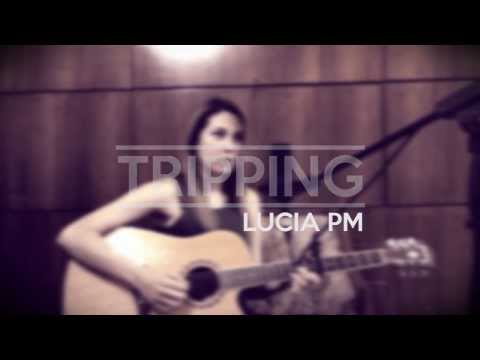 "Tripping" Cover (Robbie Williams) - Lucía Pm video thumbnail