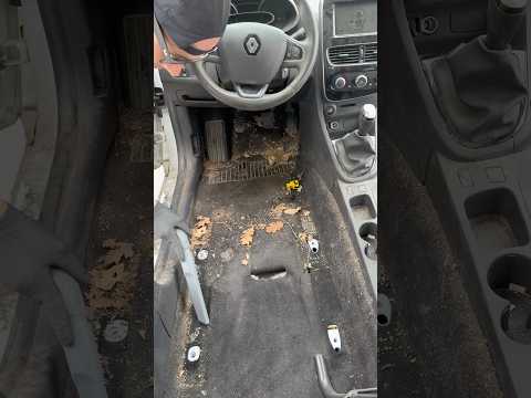 Nettoyage d’une voiture de fumeur 🚭 #nettoyageauto #cleaning #propre