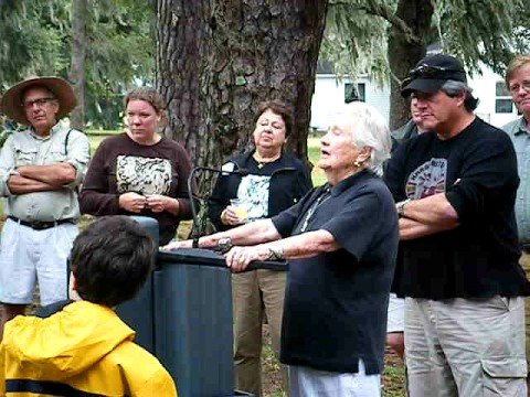 download lagu mp3 mp4 Ossabaw Pig Roast, download lagu Ossabaw Pig Roast gratis, unduh video klip Ossabaw Pig Roast