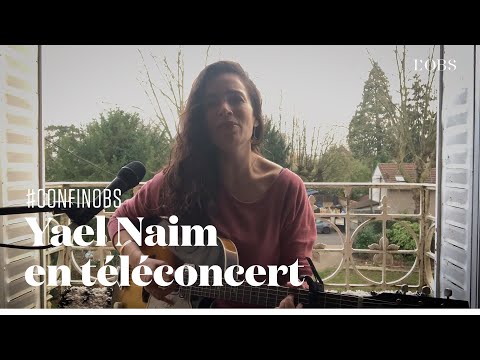 Téléconcert : Yael Naim joue « The Sun » à son balcon, en plein confinement