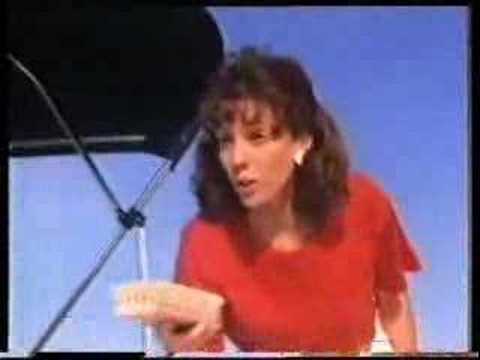 Kellogs Bran FLakes advert ( Boats)  - Very Very Tasty!!