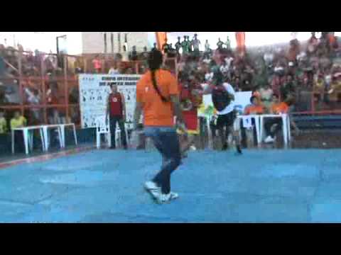 Luta Daniel Cabeça Rinos.avi