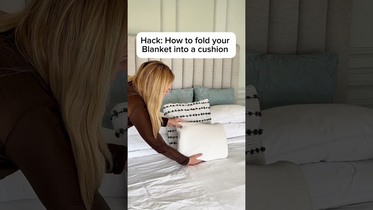 Hack: How to fold your blanket into a cushion ☁️🪄 #howto #homehacks #home #tipsandtricks #hacker