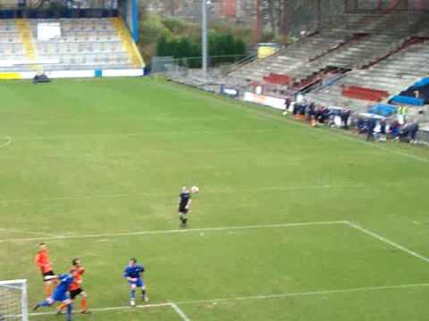 Colwyn Bay go 1-0 up just before half-time @ The Shay.