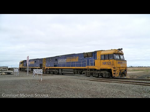 5MP2 Pacific National InfraBuild / Liberty Steel Train With NR121 & NR114 (4/5/2023) - PoathTV