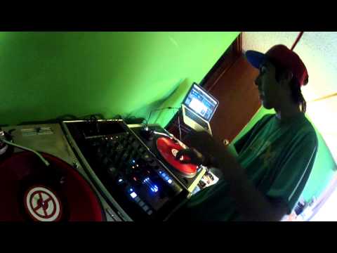 DJ HUEX - IMPRO - Feat Caliche - Man Africano