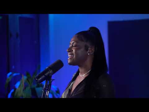 Mytus - 'Princess Cut' (Live Performance)