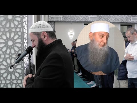 Falja e namazit të Xhenazes në Xhaminë e madhe Kumanovë Shejh Ebu Isak el-Huvejni