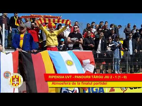 Atmosfera de la finalul partidei Ripensia UVT - Pandurii