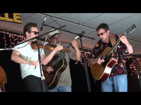Gone to Texas Round Round Robin - Reel - 2013 Texas State Fiddle Championship - Hallettsville