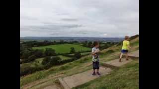 preview picture of video 'Glastonbury Tor and Glastonbury Abbey - Our Pictures'