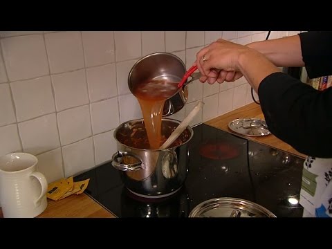 Bouillabaisse med parmesan- och vitlökscrème - Halv åtta hos mig (TV4)