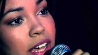 Dionne Bromfield - &#39;Good For The Soul&#39; (Live Session)