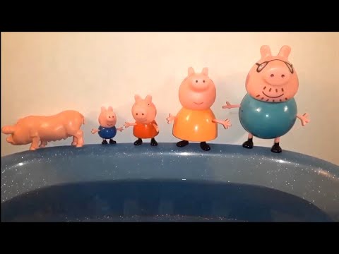 Peppa Pig Jumping on the Pool - Nursery Rhymes - 5 little Monkeys Jumping on the Bed