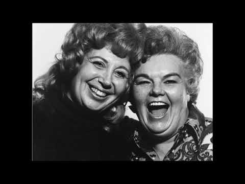 Beverly Sills on recording "Maria Stuarda" with Eileen Farrell (1971)