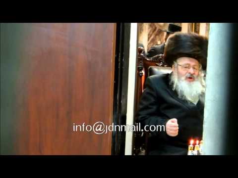 Shomrei Emunim Sreifas Hapesilos Zos Chanukah 5774