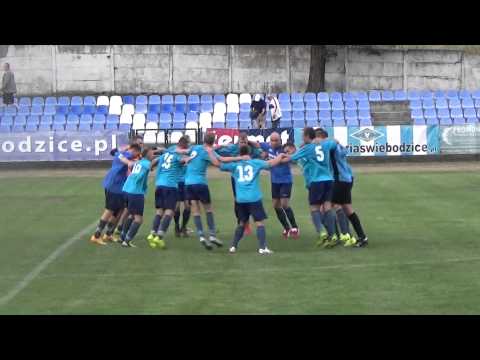 Radość piłkarzy Victorii Świebodzice