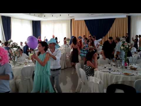 TRENINO AL MATRIMONIO CON GADGETS  - HOTEL MARA LE SALE ORTONA - ANIMAZIONE FRANCESCO BARATTUCCI