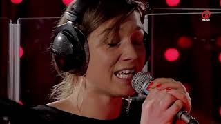 Hooverphonic - In Wonderland (live 2016) subtitulado con letra en español castellano