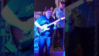 Trick Pony - "Pour Me" - Guitar solo