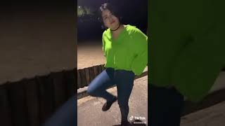 おっぱいを揺らすTikToker #tiktok #エロい