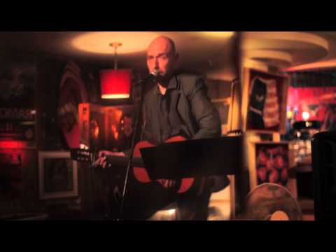 ERIC PFEIL "Bei offenem Fenster zu schlafen" PREV. UNRELEASED SONG LIVE