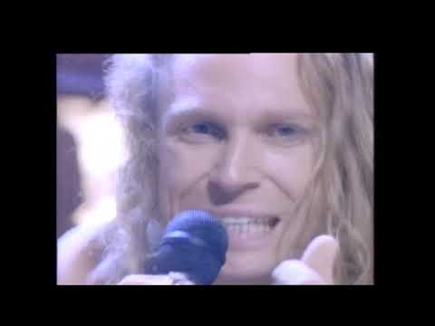 Heroes Die Young video