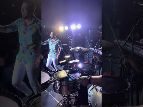 Con Roberto González mix Master 1