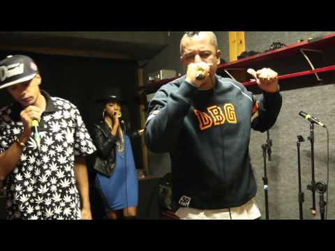 Rolê na Vila - RZO | exclusivo para o TripTV