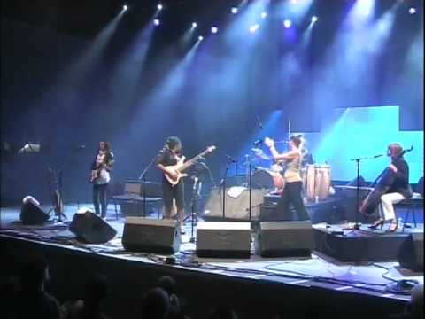 FMM Sines 2011 - Manou Gallo & Women Band