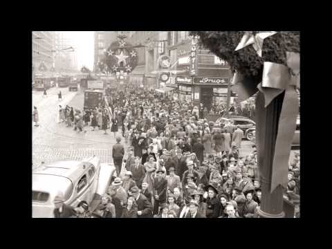 Eddie Cantor - SANTA CLAUS IS COMING TO TOWN - 1934