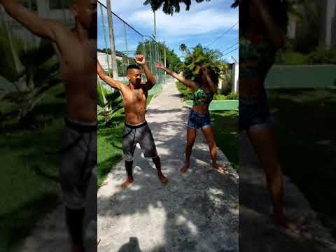 MC CH DA ZO, MANO CHEFFE DA TROPA, MC LIPI - DESCE ME ESTIGANDO