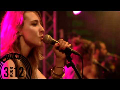 Crystal Fighters - Plage  (live @ Great Wide Open 2011)