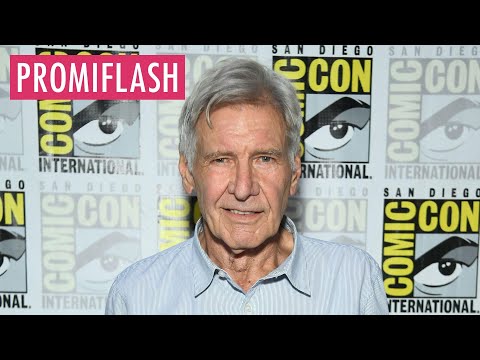 Harrison Ford strahlt auf dem Red Carpet mit Tochter Georgia