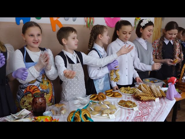 В гимназии №8 организовали благотворительную ярмарку