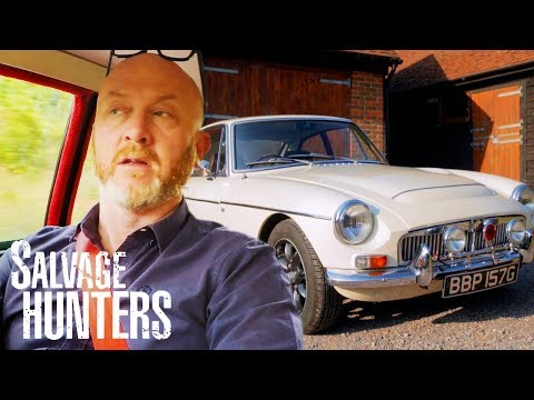 Drew & Paul Disagree On Plans For Classic MG MGC