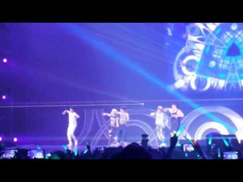 150927 SHINee World IV In Bangkok 2015 - View